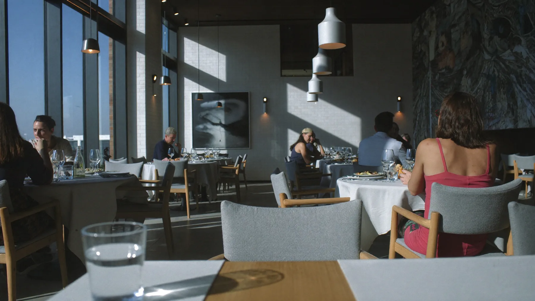 Dining room in daylight at full service